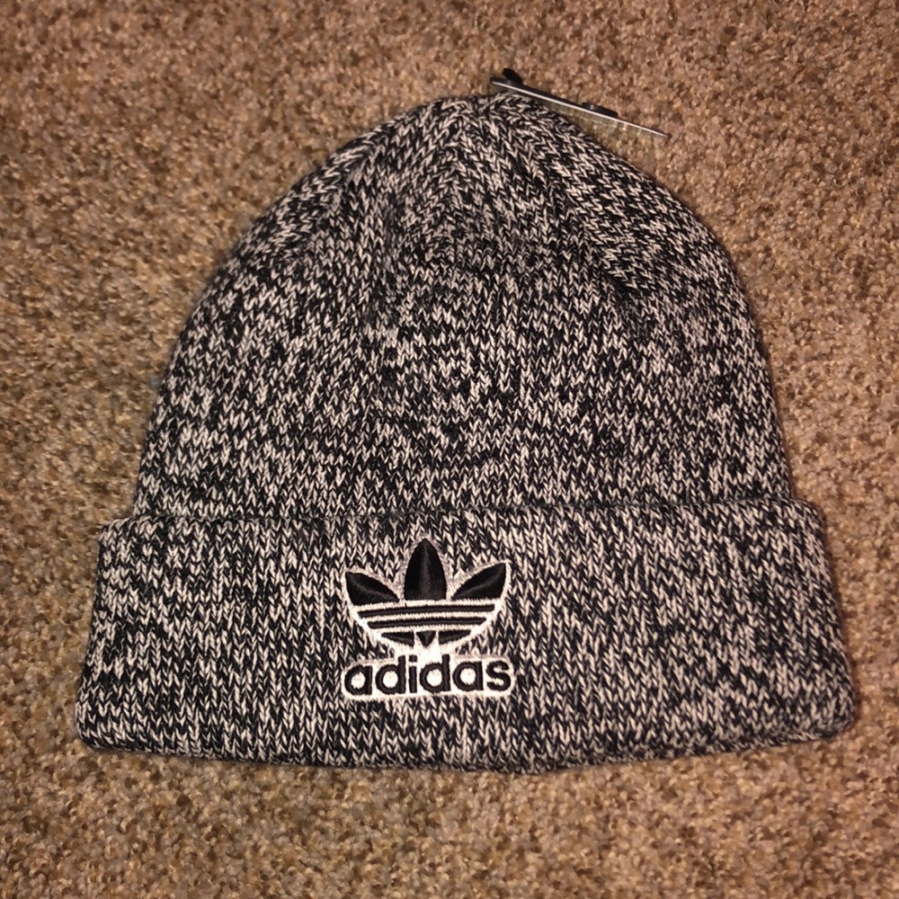 Original Trefoil Beanie Men’s NWT
